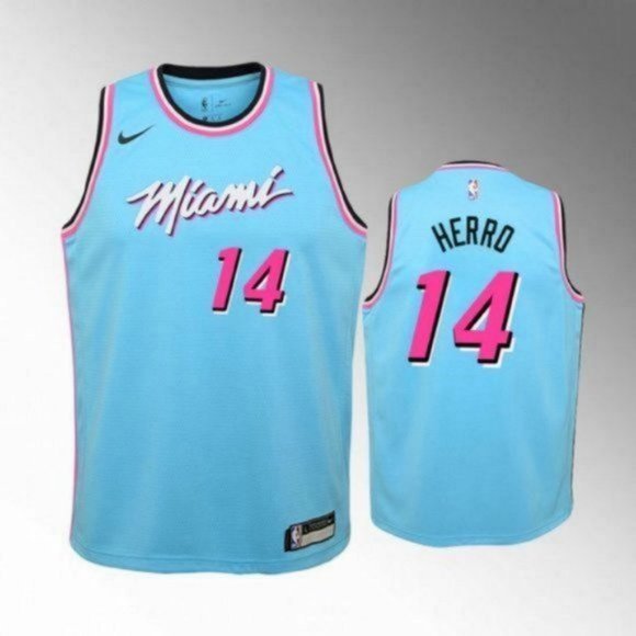 tyler herro heat shirt